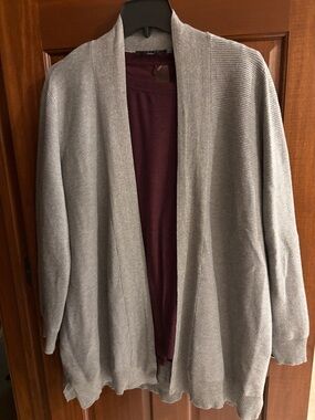 Cyrus Open-Front Cardigan in Light Gray
